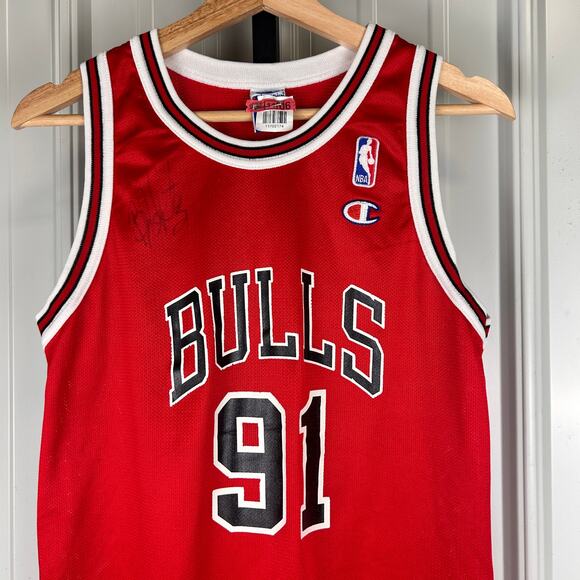 Signed Dennis Rodman 90s Champion Chicago Bulls Youth L 14-16 Jersey - Picture 3 of 7